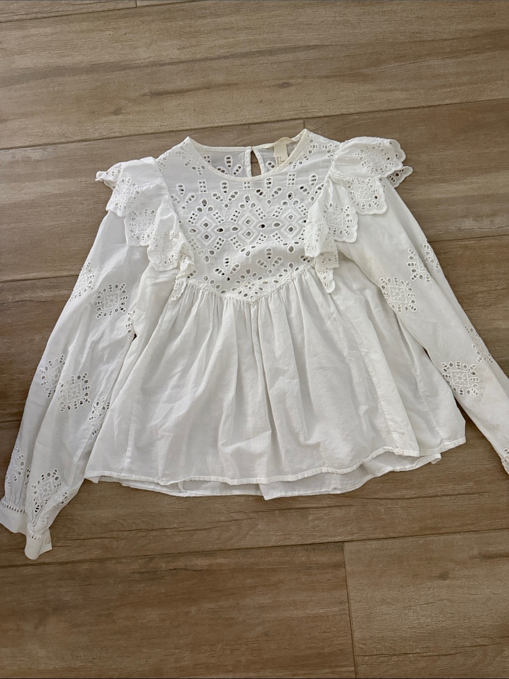 H&M White Eyelet Ruffle Blouse - Women's